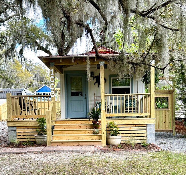 Newly renovated heart of Port Royal - 1006 11th St House