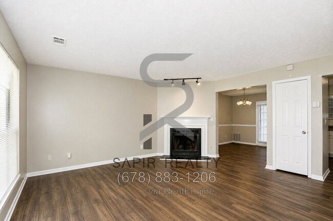 Photo - 5571 Wells Cir