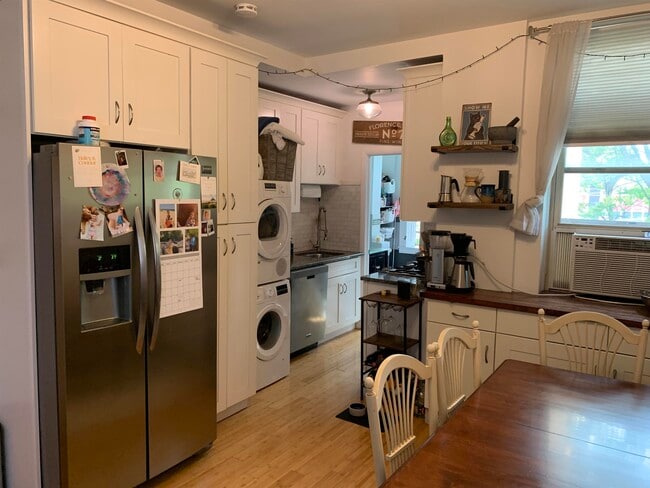 Photo - 818 Willow Ave Unit 3R