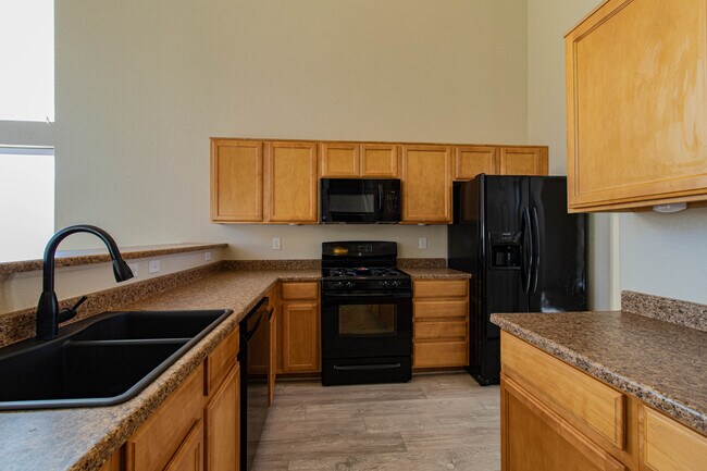 Photo - 6301 Dancing Moon Way