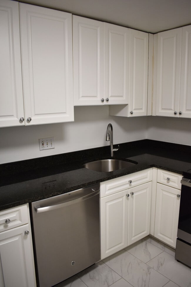 Photo - 269 Harvard St Unidad 1