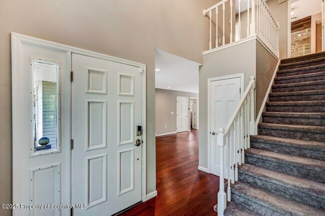 Photo - 27 Emerson Dr