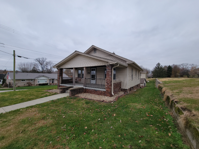 Photo - 530 S Seminary St House