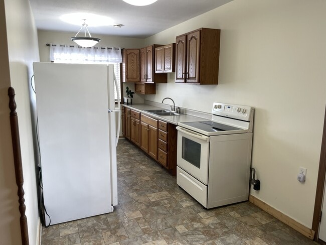 Photo - 1048 Caldwell Ave