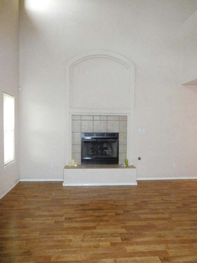 Photo - 7519 Treviso Ct NE