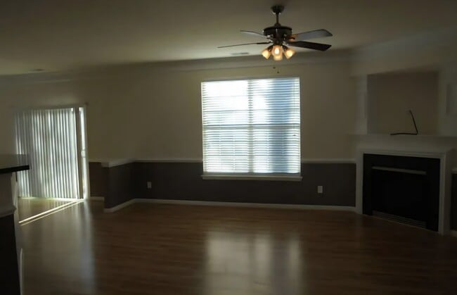Photo - 2033 Cliffvale Dr