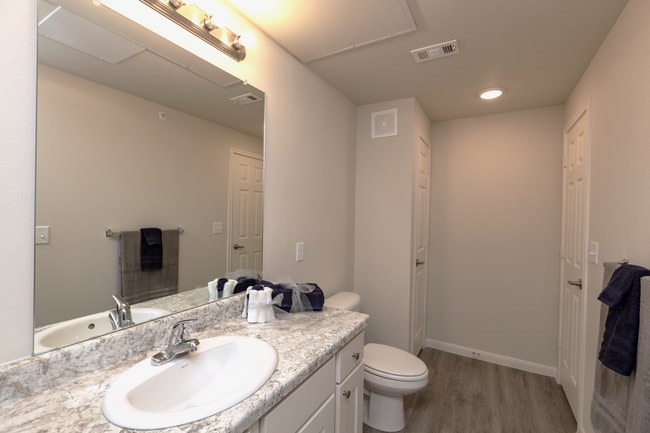 Bathroom - Vista Bella
