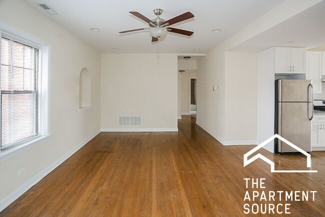 Photo - 1823 W Leland Ave Unit 1