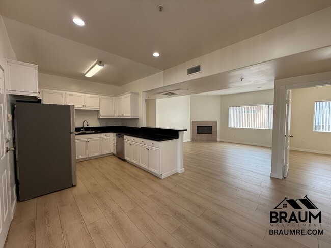 Photo - 10849 Fruitland Dr Apartment Unit 303