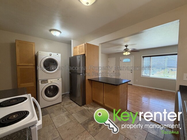 Photo - 3622 E Howe St