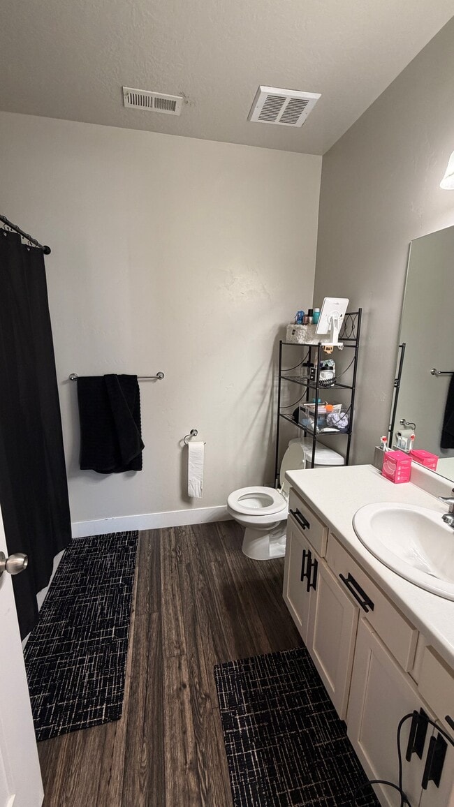 Photo - 85 W Silver Springs Dr