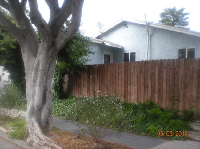 Building Photo - 2133 22nd St Unit A