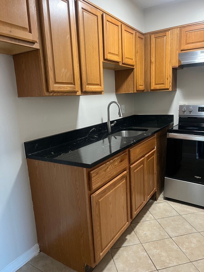 Photo - 2332 Glendale Terrace Unit A1