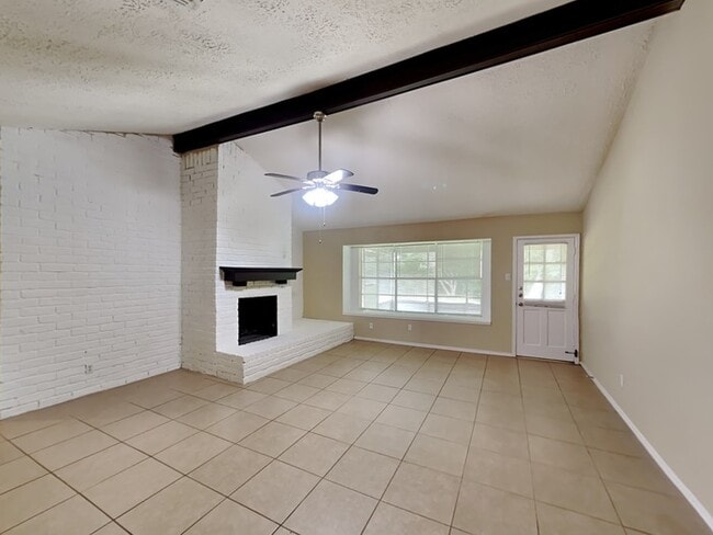 Photo - 16627 Blackhawk Blvd