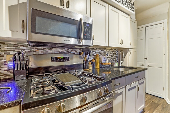 Photo - 229 62nd St NE