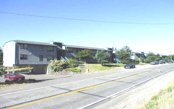 Cedar Crest Apartments - Cedar Crest Apartments