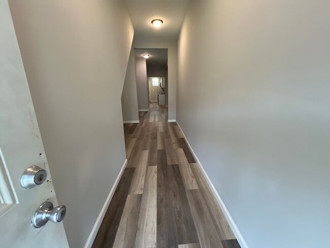 Photo - 968-970 Wilson Avenue Unidad 970