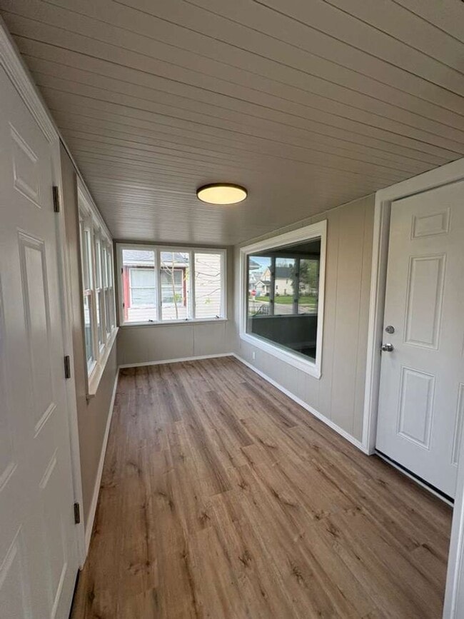 Photo - Spacious 4-Bedroom Home in Cleveland