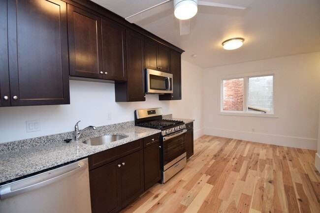 Photo - 536 N 600 W Unit B