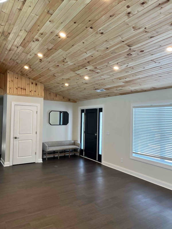 Photo - 9798 Sheehan Rd