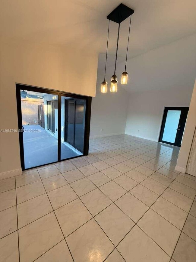 Photo - 20314 SW 124th Pl