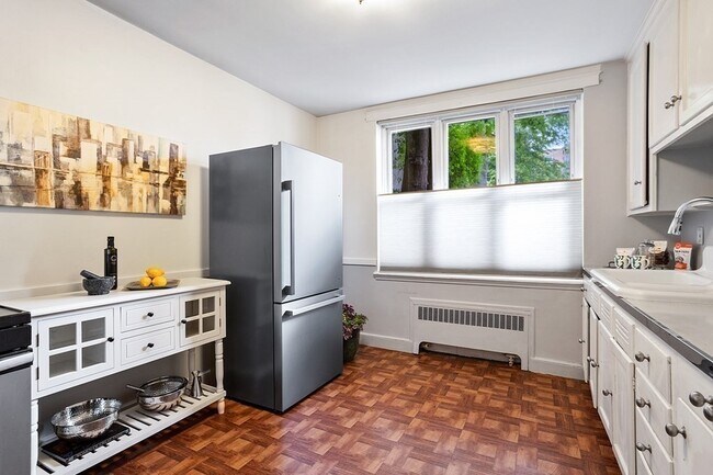 Photo - 60 Sutherland Rd Unit 1