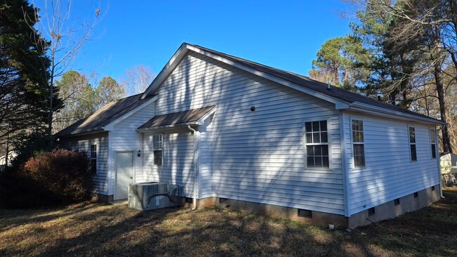 Photo - 50 W Field St