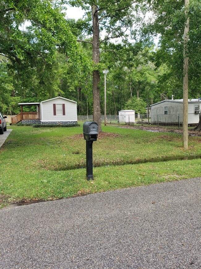 Photo - 7310 Pineview Dr