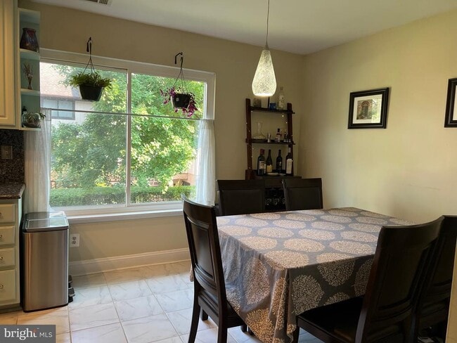 Photo - 1750 Westwind Way