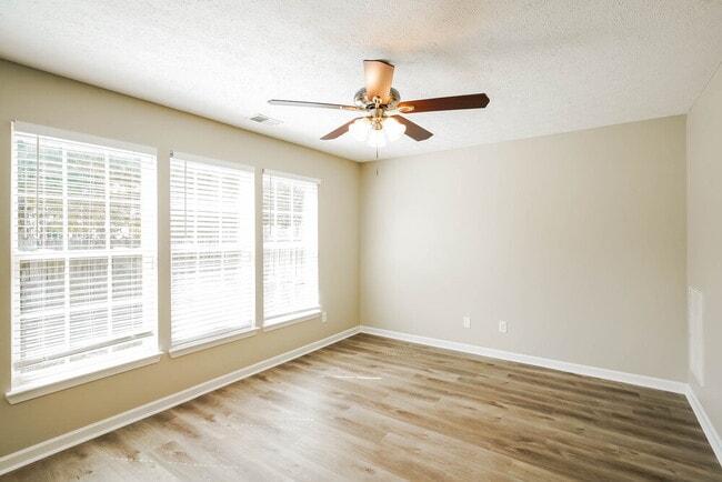 Photo - 2608 River Meade Way