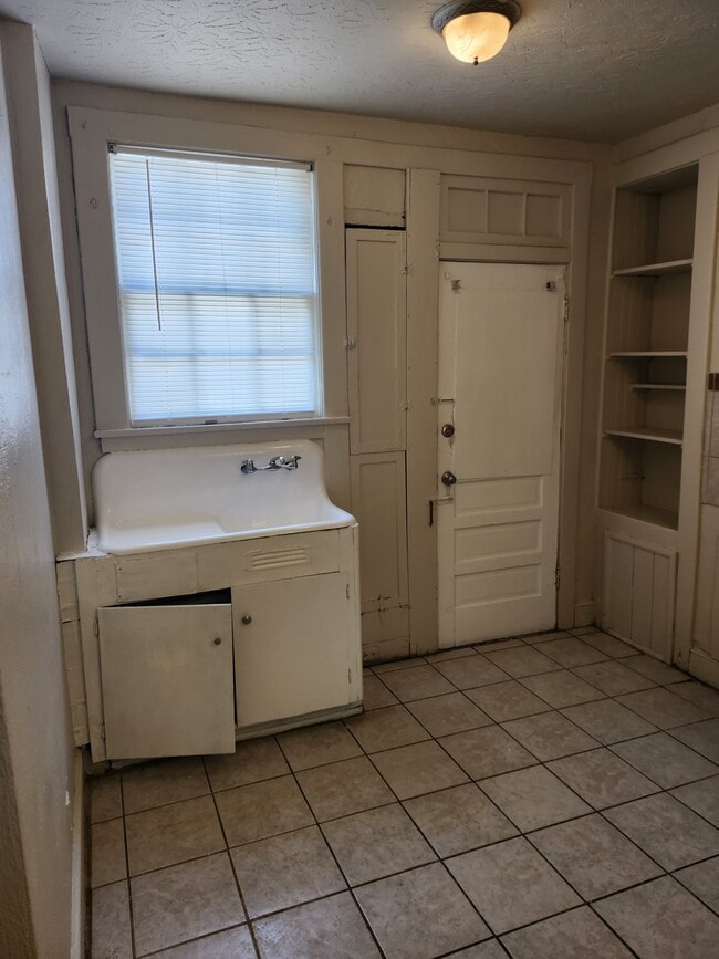 Photo - 327 S Capitol Pkwy Unit 327
