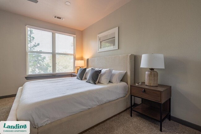 Photo - 1415 N Main Ave Unidad 1353