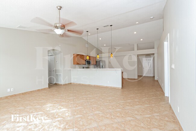 Photo - 1168 SW Idol Ave