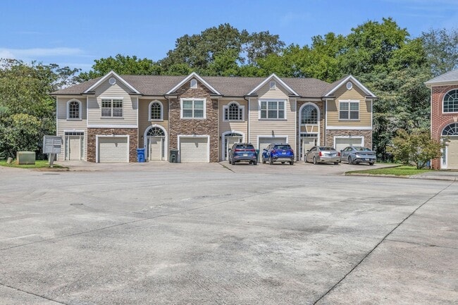 Photo - 6709 Briana Way Townhome