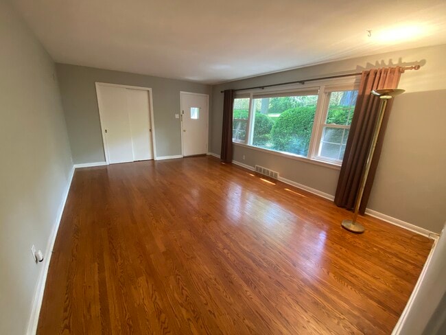 Photo - 753 Weidman Rd