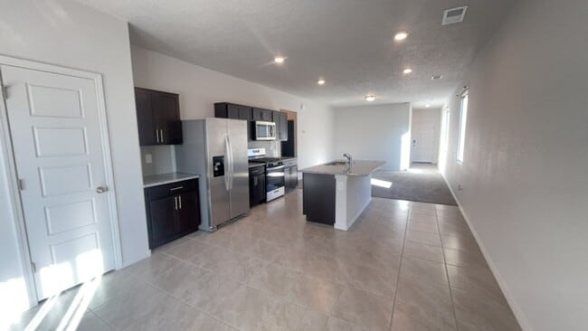 Photo - Beautiful UPGRADED 3bedroom 2 bathroom Hom...