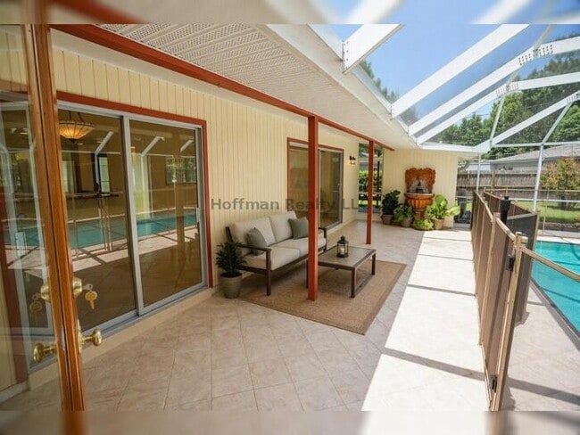 Photo - 3-Bed, 2-Bath, Pool Home in Original Carrollwood