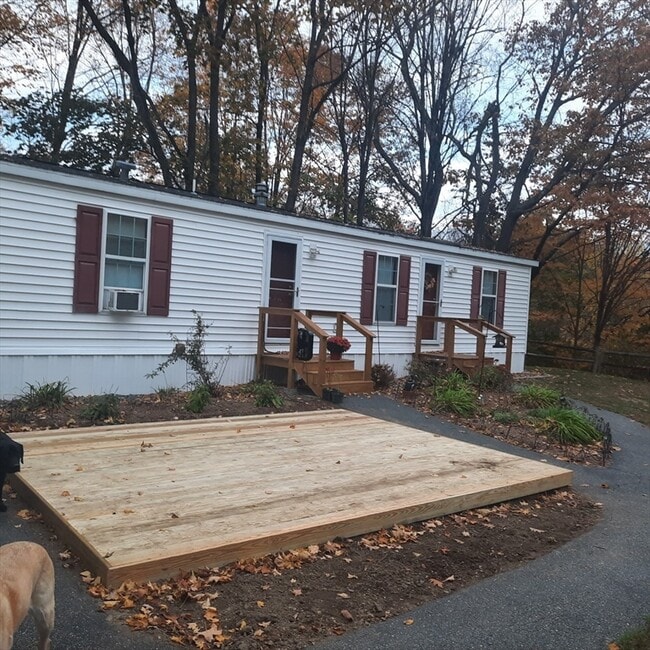 Building Photo - 6 Mt Lebanon St