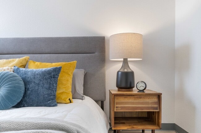 Photo - Cloud on Fifth