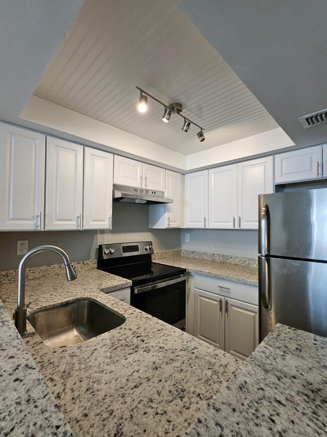 Photo - 700 Executive Center Dr Unit 23