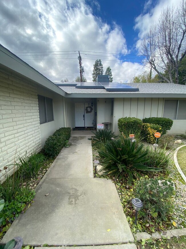 Photo - 55 and OLDER KERN CITY 2 BED UPDATED HOME