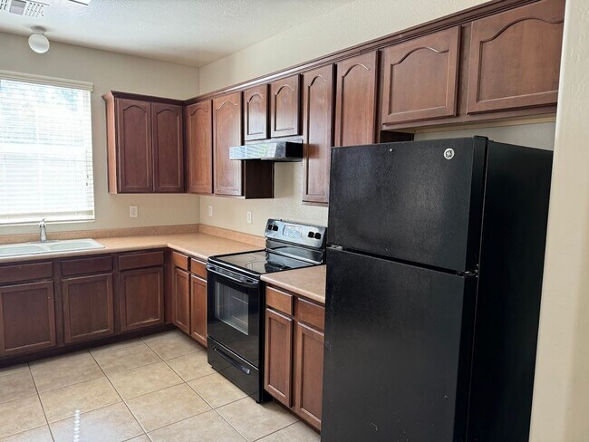 Photo - Beautiful Home for Rent in Tolleson!