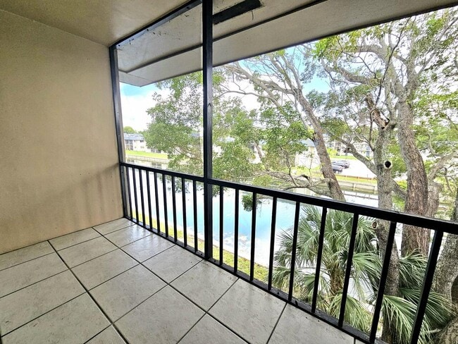 Building Photo - 7960 N Colony Cir Unit 308