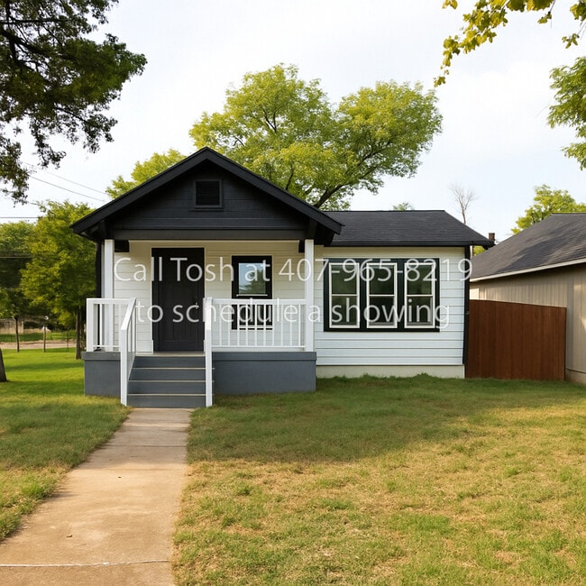 Building Photo - 701 E Crawford St Rental