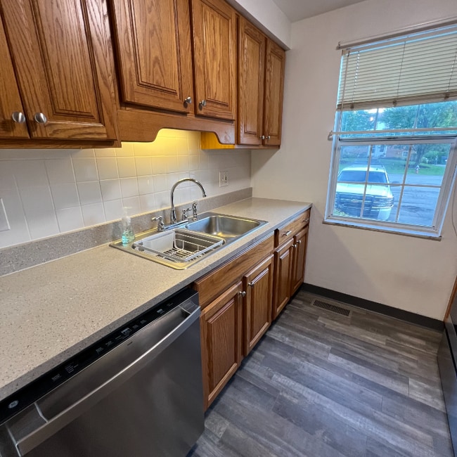 Photo - 314 Bellford Ct