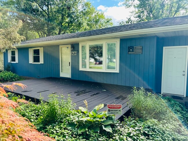 Photo - 2639 Debbie Dr