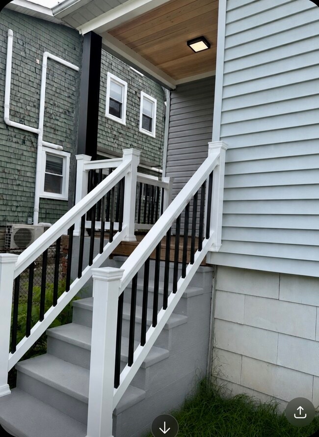 4505 Hampnett Ave