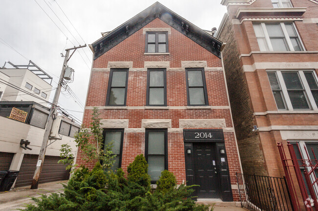 Building Photo - 2014 N Wolcott Ave Rental