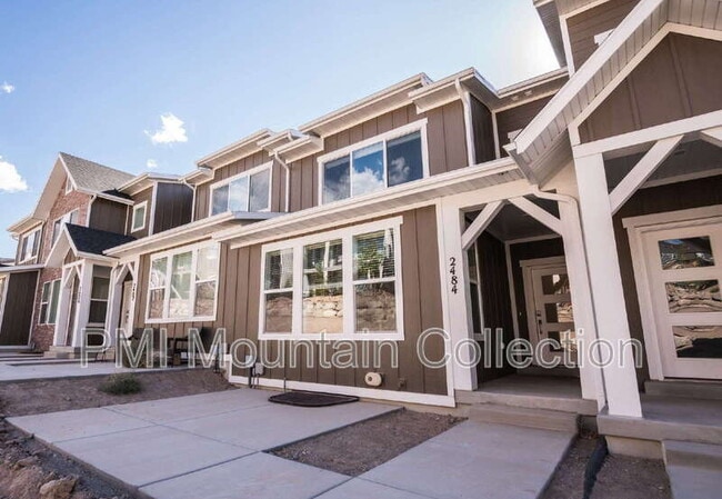 Photo - 2484 Wildwood Ln Townhome
