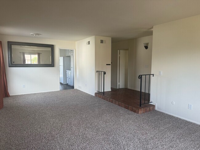 Photo - 7697 Volclay Dr